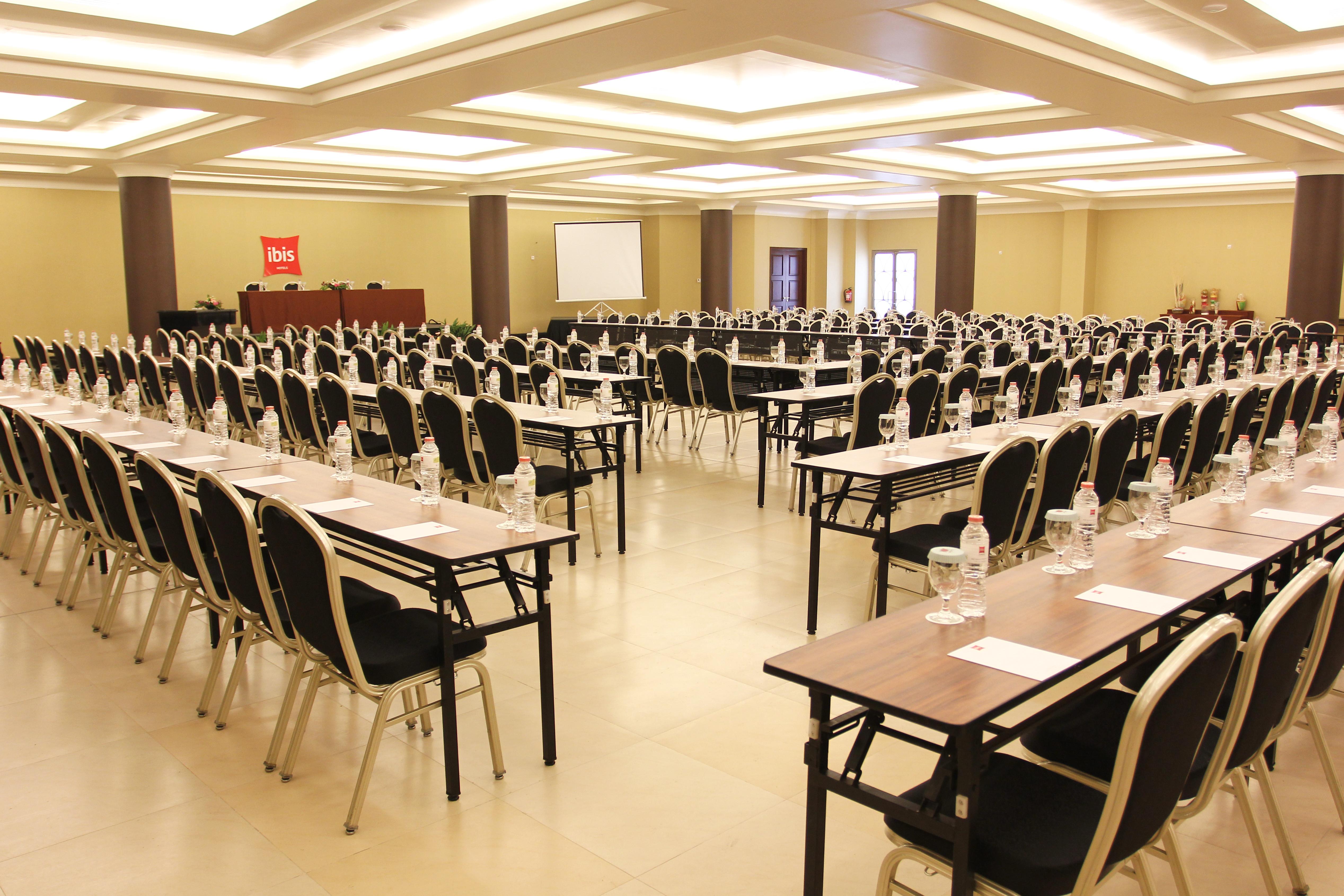 ไอบิส บันดุง ทรานส์ สตูดิโอ Hotel ภายนอก รูปภาพ