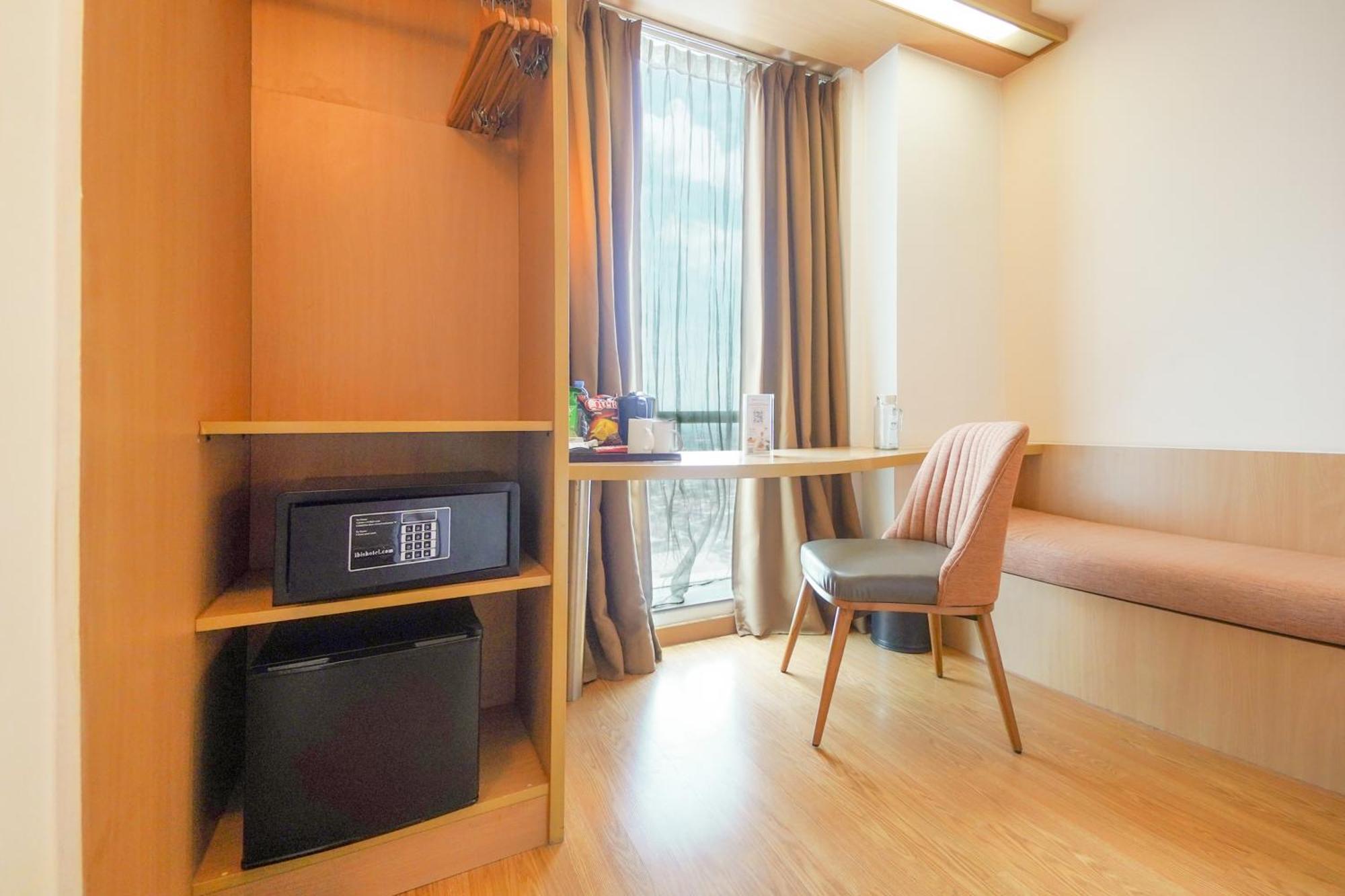 ไอบิส บันดุง ทรานส์ สตูดิโอ Hotel ภายนอก รูปภาพ